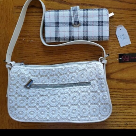 536. NWT Small Purse and Wallet Bundle NEW Floral Off White NEW - Picture 1 of 4